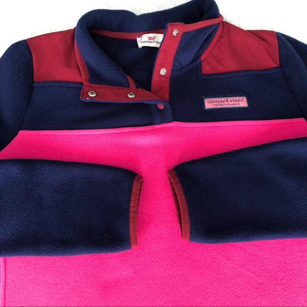 •Vineyard Vines• Pull Over